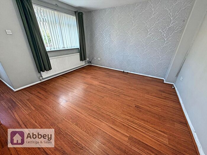 3 Bedroom Semi Detached House To Rent In Blackthorn Drive, Leicester, LE4