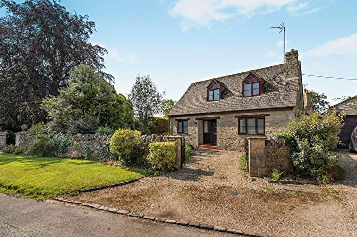 3 Bedroom Bungalow For Sale In Mawley Road, Quenington, Cirencester, Gloucestershire, GL7