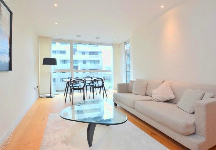 2 Bedroom Flat To Rent In Hepworth Court, Grosvenor Waterside, Gatliff Road, SW1W