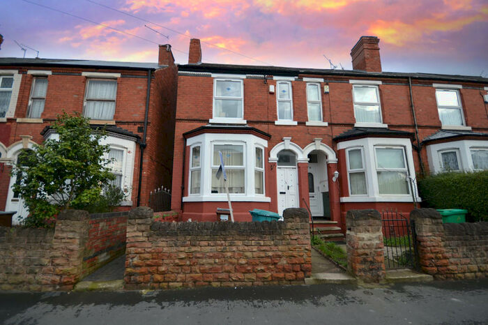 4 Bedroom Terraced House To Rent In Leslie Road, Nottingham, NG7