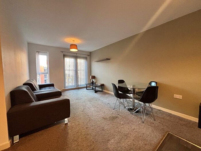3 Bedroom Apartment For Sale In Delaney Building, Derwent Street, Salford, M5