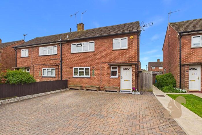 3 Bedroom Semi-Detached House For Sale In Owen Ward Close, Colchester, CO2