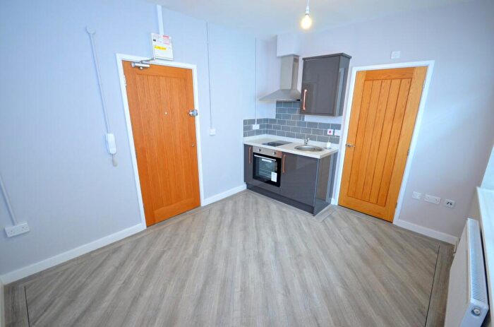 1 Bedroom Flat To Rent In Ladys Lane, Northampton, Northamptonshire, NN1