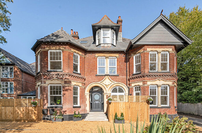1 Bedroom Flat For Sale In Westwood Road, Southampton, Hampshire, SO17