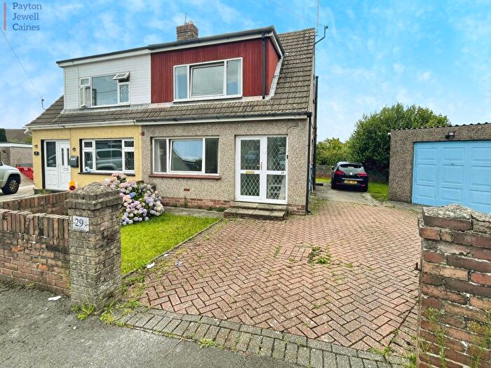 3 Bedroom Semi-Detached Bungalow For Sale In Park Place, Sarn, Bridgend County., CF32