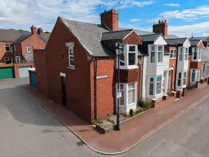 3 Bedroom End Of Terrace House For Sale In Ennerdale, Sunderland, SR2