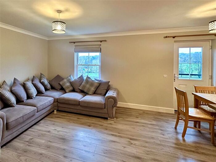 1 Bedroom Flat To Rent In Main Street, Pembroke, Pembrokeshire, SA71