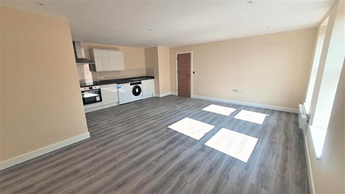 1 Bedroom Apartment To Rent In High Street North, Dunstable, LU6