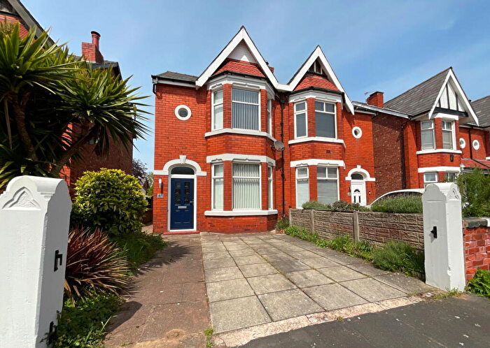 3 Bedroom Semi-Detached House For Sale In Gosforth Road, Southport, PR9