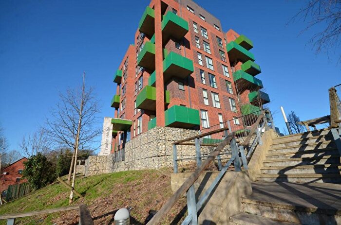 3 Bedroom Apartment To Rent In Matthews Close, Wembley, HA9