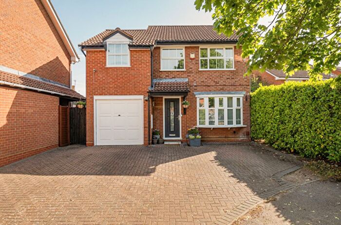 4 Bedroom Detached House For Sale In Concorde Way, Woodley, Reading, Berkshire, RG5