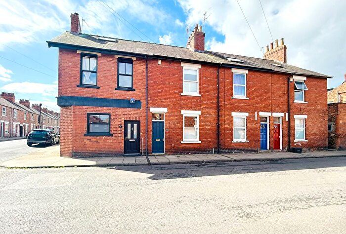 2 Bedroom Terraced House For Sale In Butcher Terrace, York, YO23