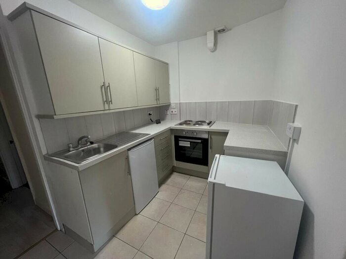 1 Bedroom Flat To Rent In Jamaica Street, Bristol, BS2