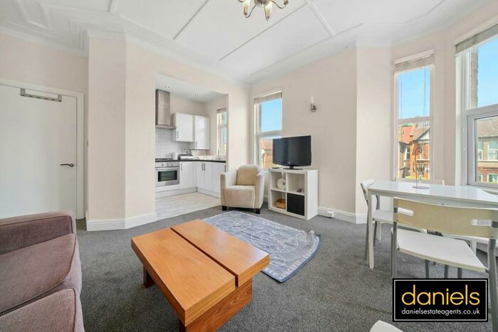 1 Bedroom Flat To Rent In Holland Road, Kensal Green, NW10