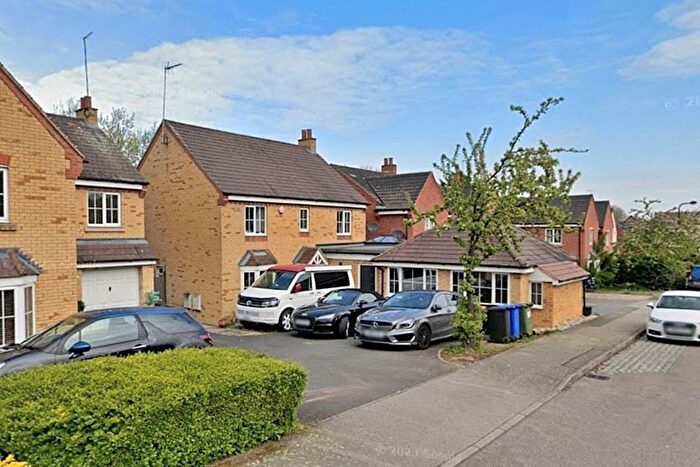 5 Bedroom Detached House For Sale In Woodlands, Grange Park, West Northamptonshire, NN4