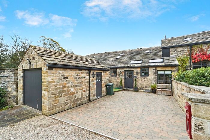 4 Bedroom Barn Conversion For Sale In Chapel Lane, Esholt, Shipley, BD17