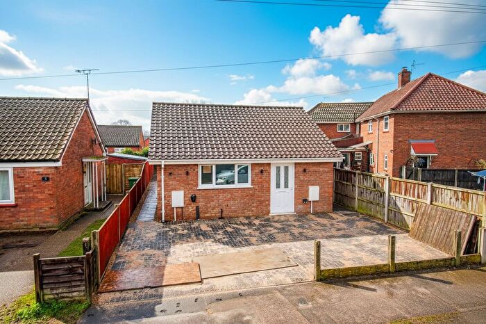1 Bedroom Detached Bungalow For Sale In Green Park Road, Horsford, Norwich, NR10