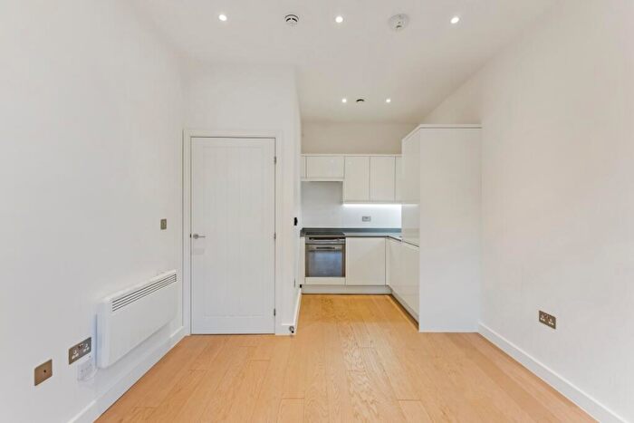 1 Bedroom Apartment To Rent In Grosvenor Road St. Albans, AL1