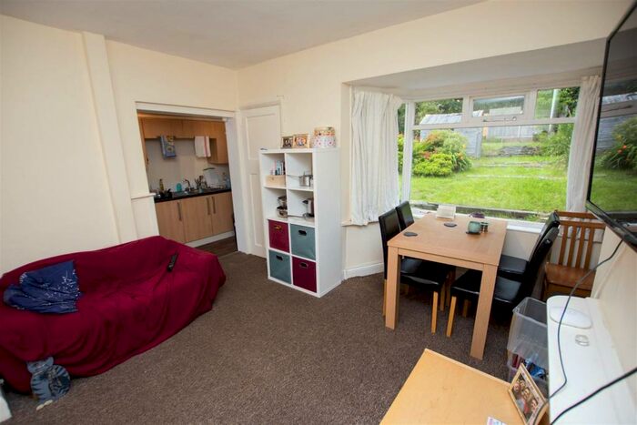 3 Bedroom House To Rent In Reservoir Road, Selly Oak, Birmingham, B29