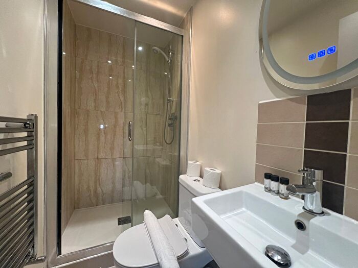 Studio To Rent In Cromwell Road, Kensington, SW5