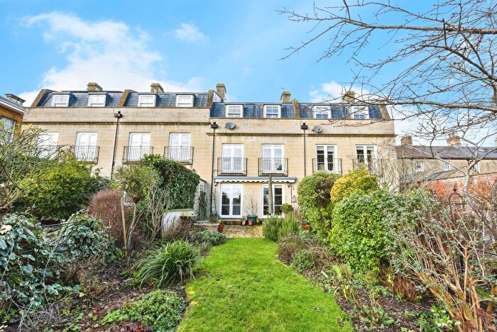 4 Bedroom Terraced House For Sale In The Prospect, Trowbridge, BA14