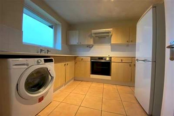 2 Bedroom Flat To Rent In Foxglove Way, Springfield, Chelmsford, Essex CM1