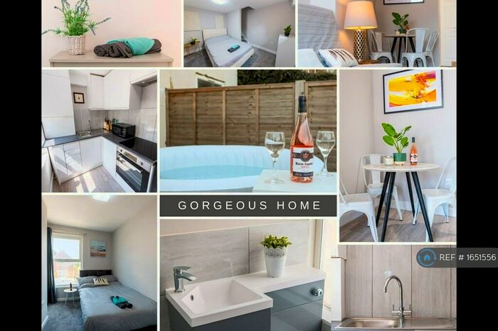 4 Bedroom End Of Terrace House To Rent In Hedley Street, Maidstone, ME14