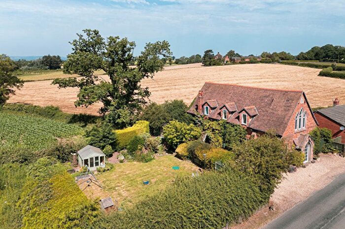 4 Bedroom Detached House For Sale In Bickerton Road, Hampton, SY14