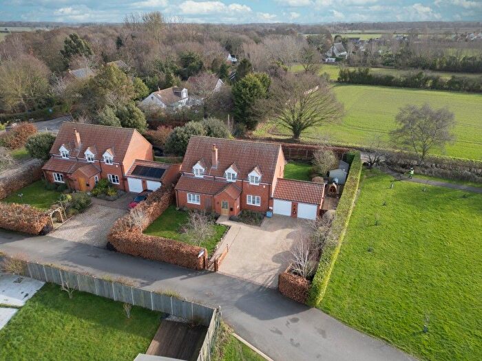 4 Bedroom Detached House For Sale In Tate Loke, Hickling, Norwich, NR12