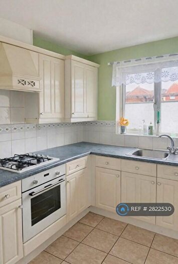 2 Bedroom Flat To Rent In Chafford Hundred, Grays, RM16