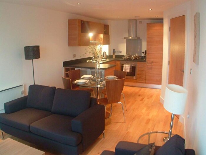 1 Bedroom Flat To Rent In Clarence House, Clarence Dock, LS10