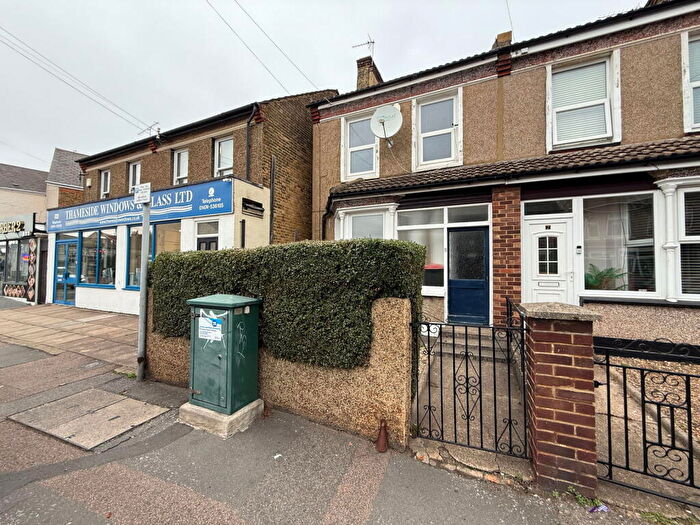 3 Bedroom End Of Terrace House For Sale In Cross Lane East, Gravesend, DA12