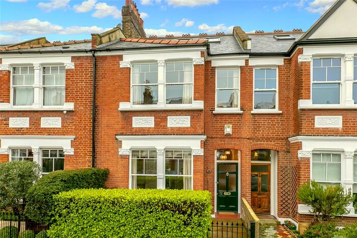 4 Bedroom Terraced House To Rent In Selwyn Avenue, Richmond, TW9