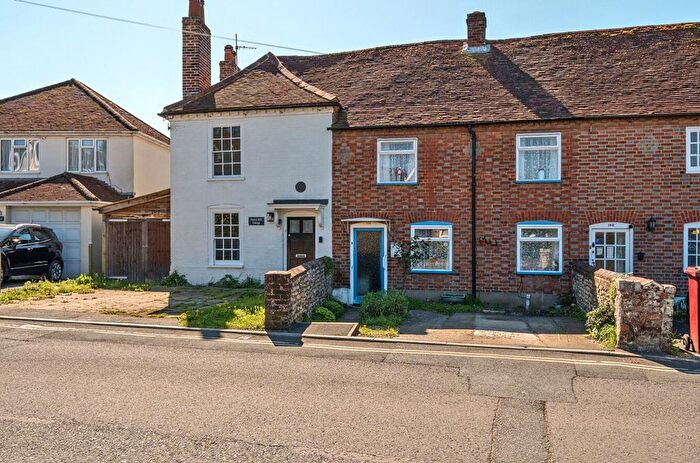 3 Bedroom Terraced House For Sale In Oving Road, Chichester, PO19