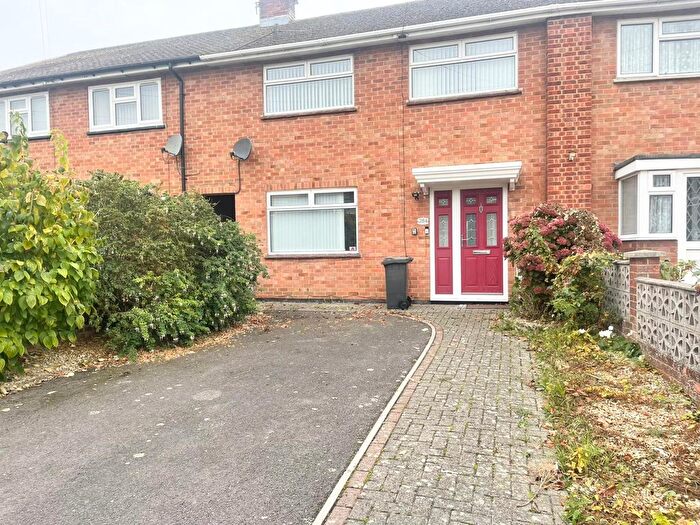 3 Bedroom Terraced House To Rent In Welcombe Avenue, Swindon, SN3