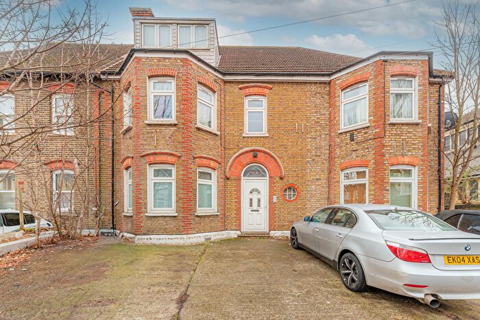 4 Bedroom Flat To Rent In Chester Road, London, E7