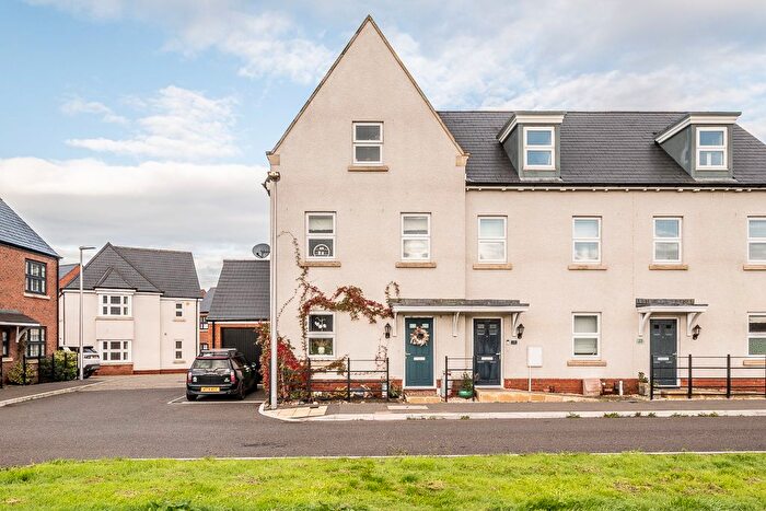 3 Bedroom End Of Terrace House For Sale In Savoy Street, Exeter, EX2