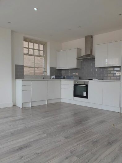 2 Bedroom Flat To Rent In Lower Villiers Street, Wolverhampton, WV2