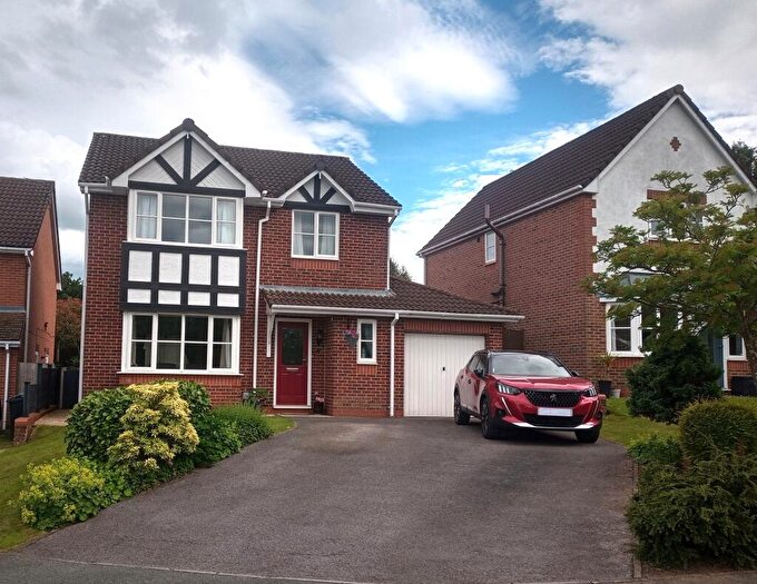 4 Bedroom Detached House For Sale In Birkdale Gardens, Winsford, Cheshire, CW7