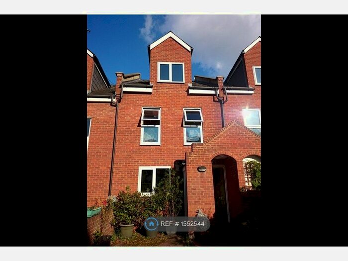 4 Bedroom Terraced House To Rent In Mayfield Road, London, N8