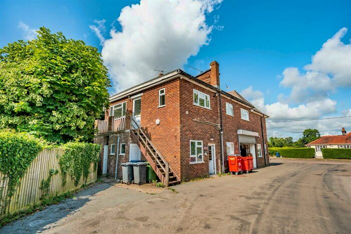 4 Bedroom Flat To Rent In Cryers Hill Road, Cryers Hill, High Wycombe, HP15
