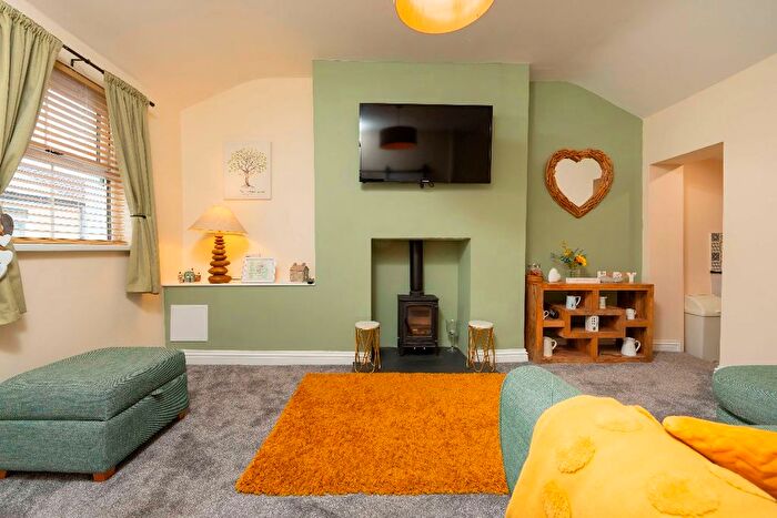 1 Bedroom Terraced House For Sale In Powell Street, Bedlinog, Treharris, CF46