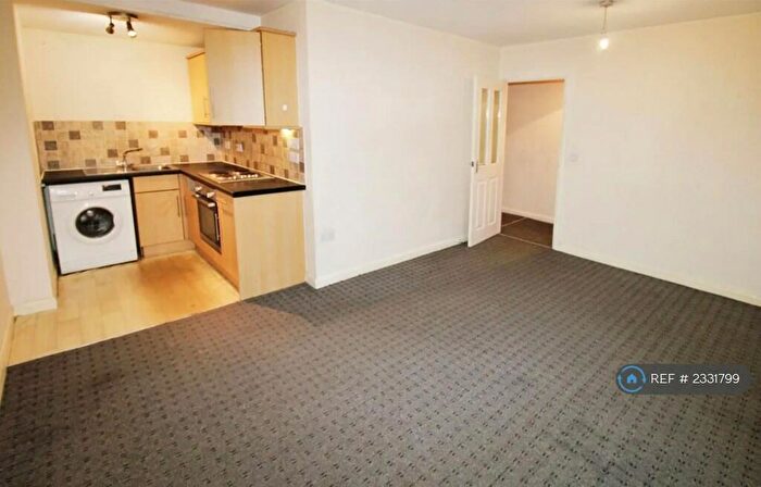 2 Bedroom Flat To Rent In Bolton Road, Bradford, BD2