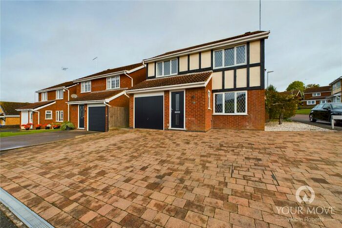 3 Bedroom Detached House To Rent In Wensleydale, Kingsthorpe, Northampton, NN2