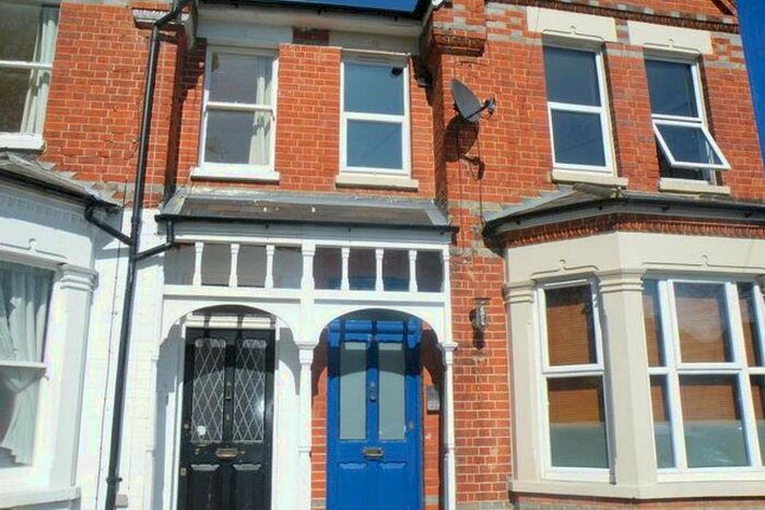 1 Bedroom Flat To Rent In Tilehurst Road, Reading, RG30