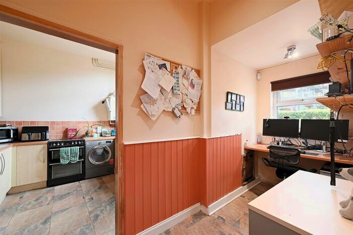 4 Bedroom Detached House For Sale In Thornby House, Whittington Hill, Chesterfield, S41
