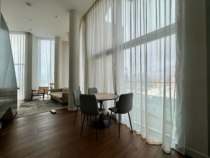 2 Bedroom Flat To Rent In Cutter Lane, North Greenwich, London, SE10