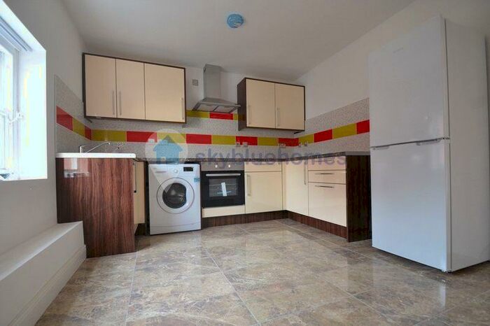 2 Bedroom Apartment To Rent In Pocklingtons Walk, Leicester, LE1