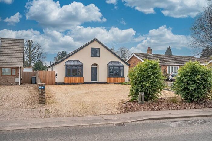 4 Bedroom Chalet For Sale In Taverham, Norwich, NR8
