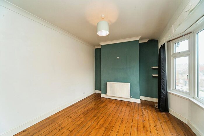 1 Bedroom House To Rent In Milner Road, Brighton, BN2